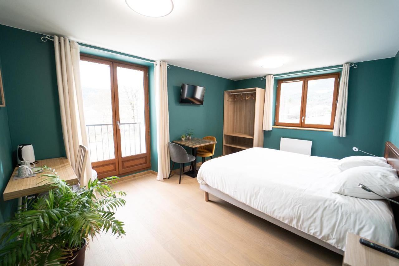 L'Azimut Hotell Senez Exteriör bild